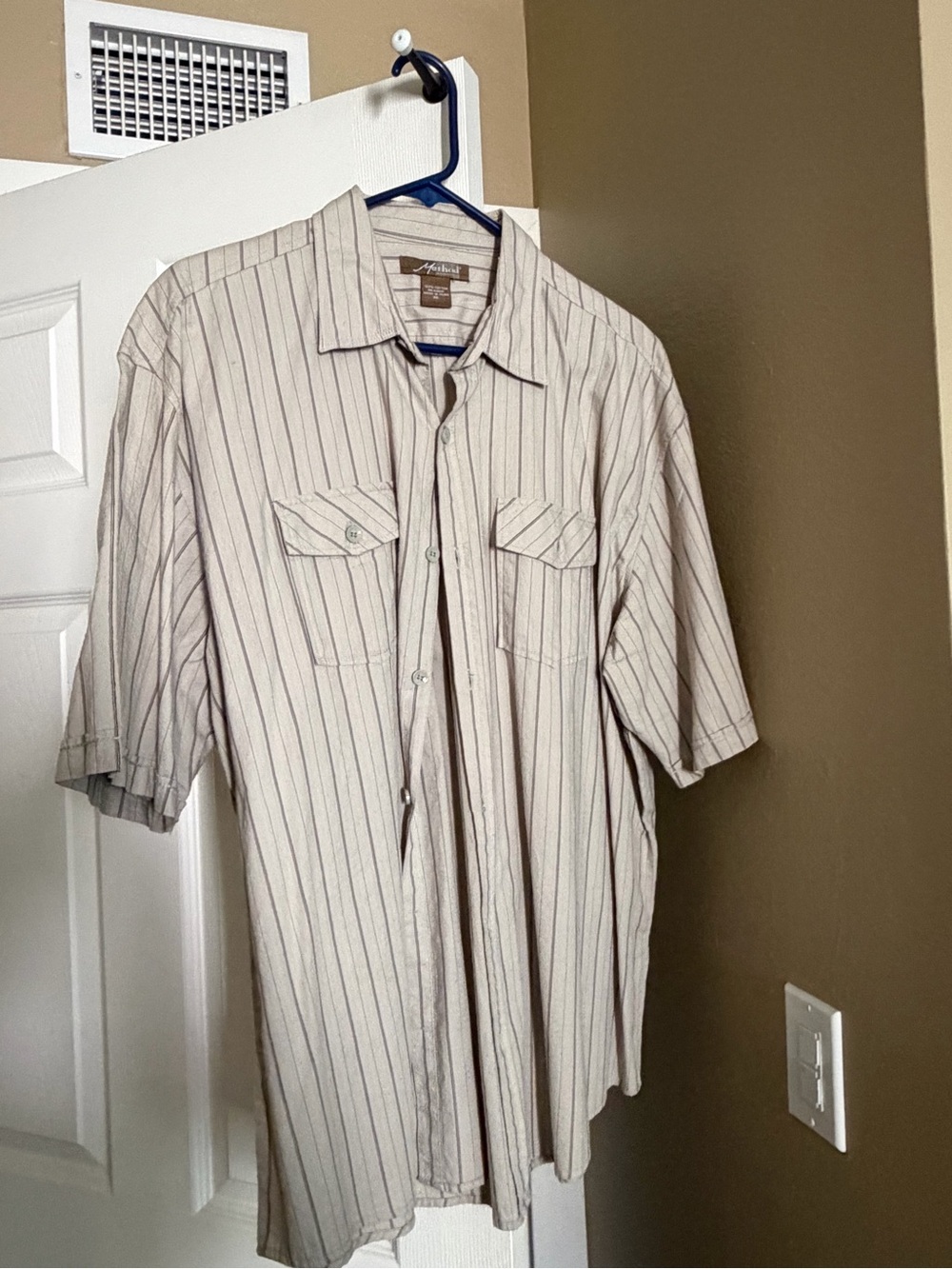Apt. 9 Men’s Light Beige Short-Sleeve Striped Button-Down Shirt